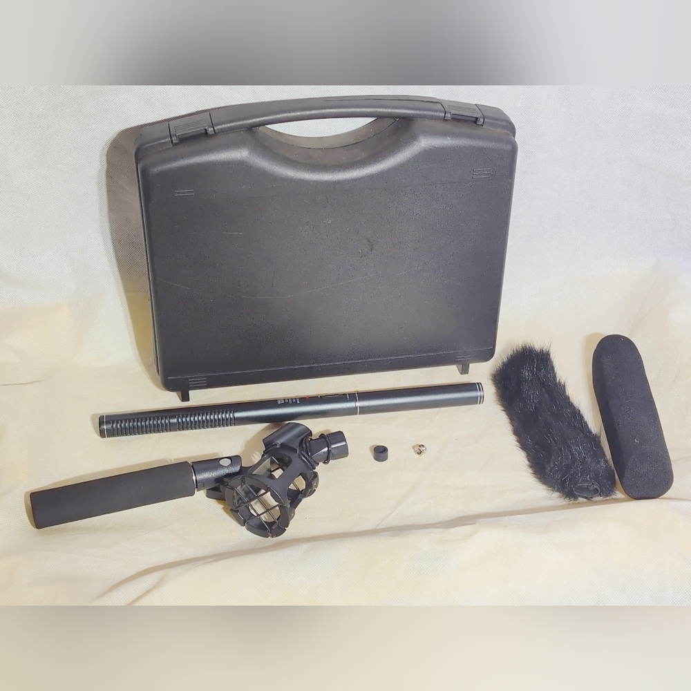 Vidpro XM-88 Professional Shotgun  Microphone Kit with Case